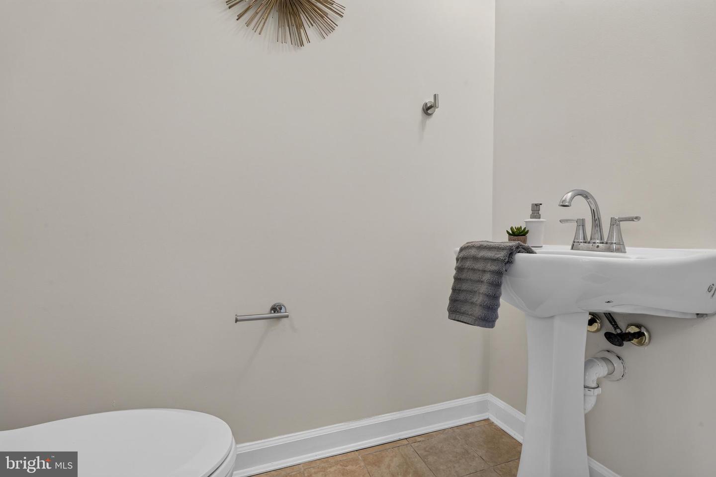5309 Duke Ct, Frederick, MD 21703 &mdash; Photo 12